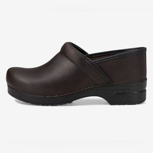 Dansko Wide Pro Oiled Clogs